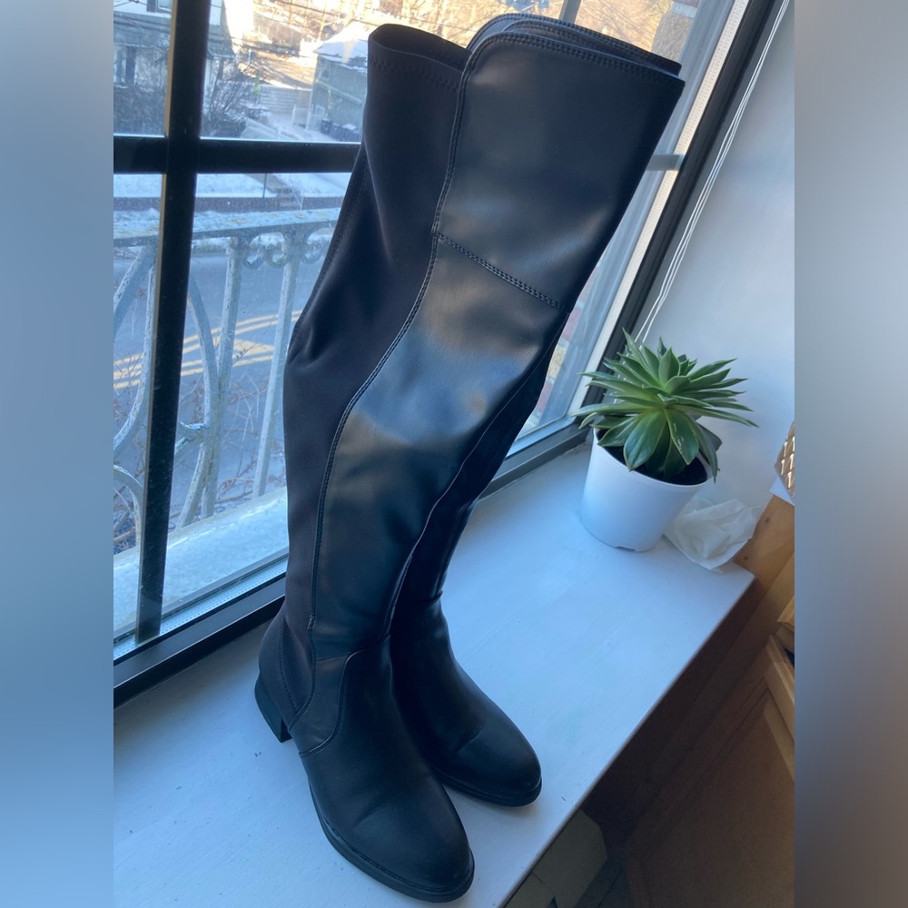 Marc Fisher Terrea OTK boots size 7 in black
